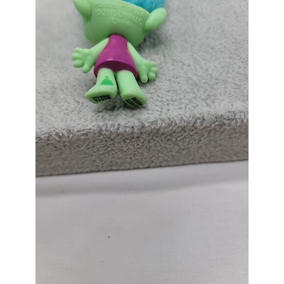 Dreamworks Trolls Purple Dress Troll  Figure 1.5" Without Measuring Hair - Picture 7 of 9